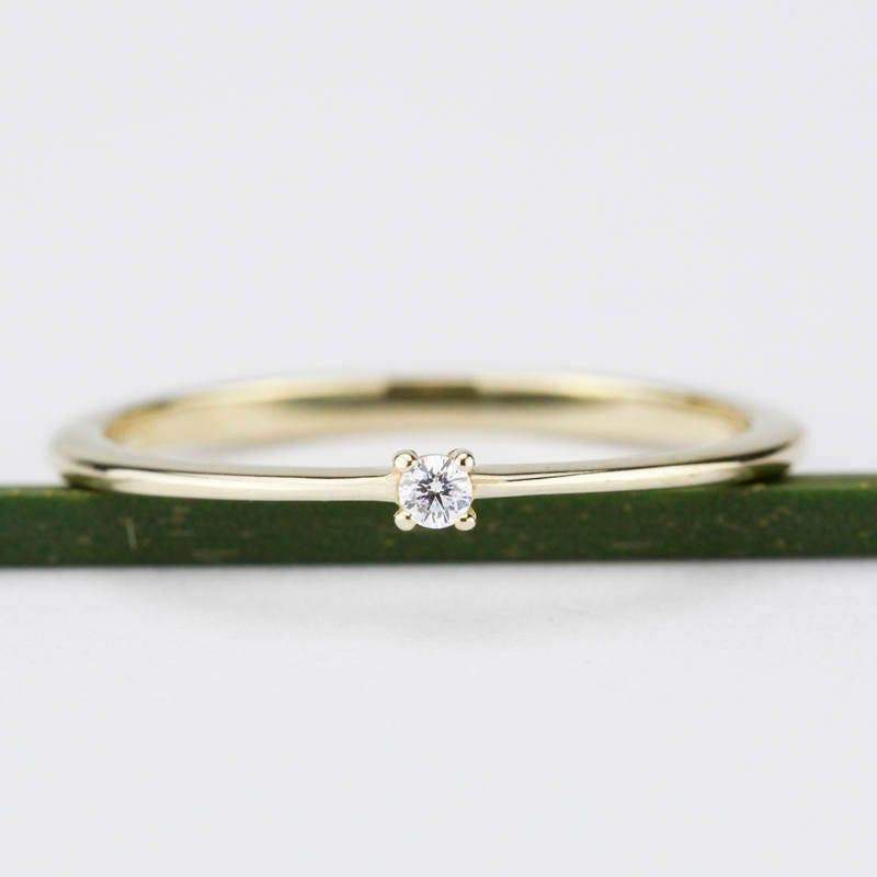 18K Gold Diamant Ring April Geburtsstein Solitär Ring 18K Gold Diamant Ring April Geburtsstein Solitär Ring von NOOI