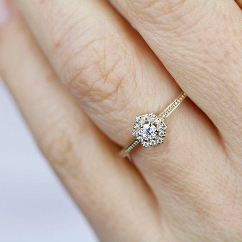 Sechseckiger Heiligenschein Verlobungsring | Diamant-Verlobungsringe Hexagon Sechseckiger Heiligenschein Verlobungsring | Diamant-Verlobungsringe Hexagon von NOOI