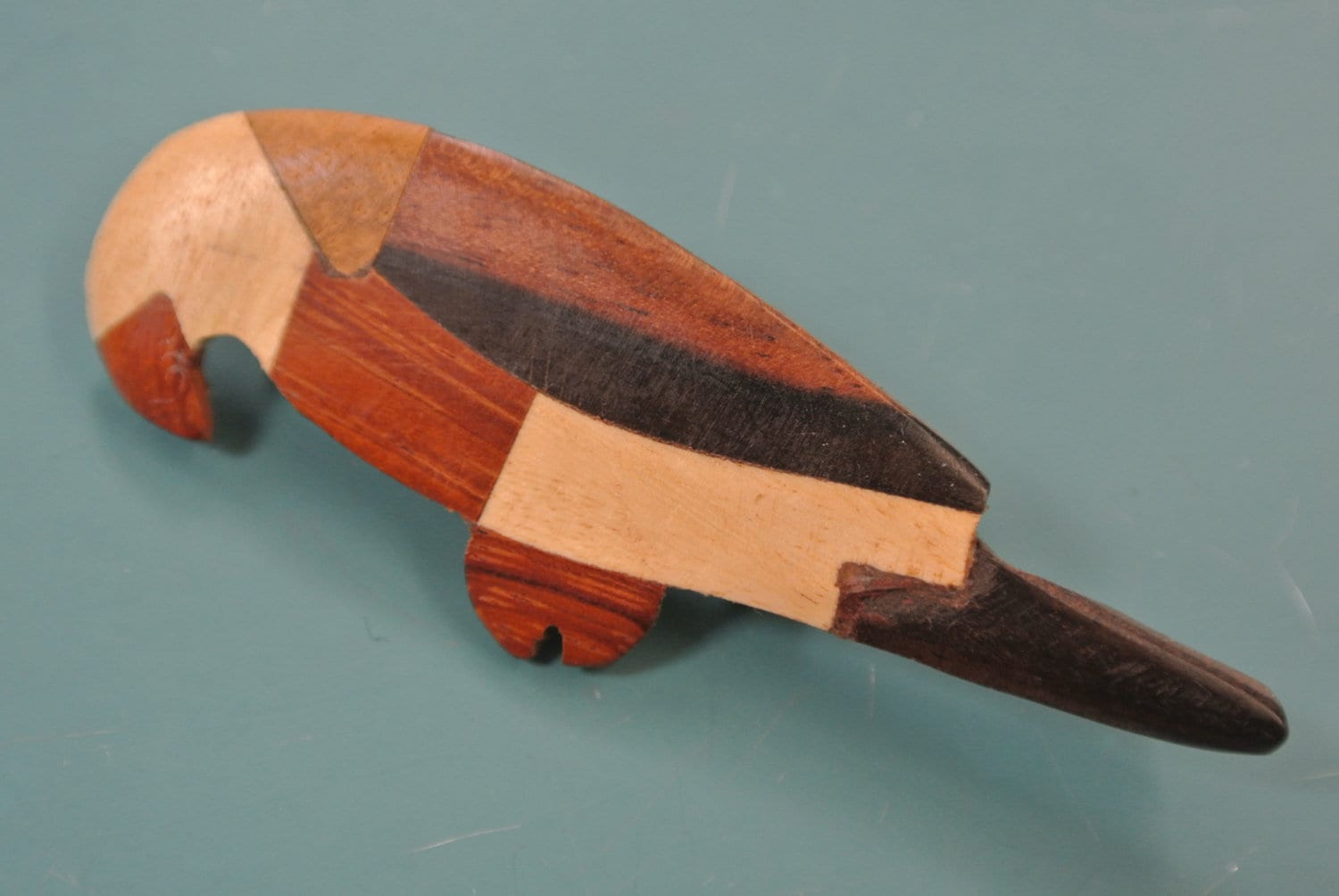 Vintage 1970S Handgefertigte Holz Papageien Brosche - Philippinen von NORDICARTVINTAGE