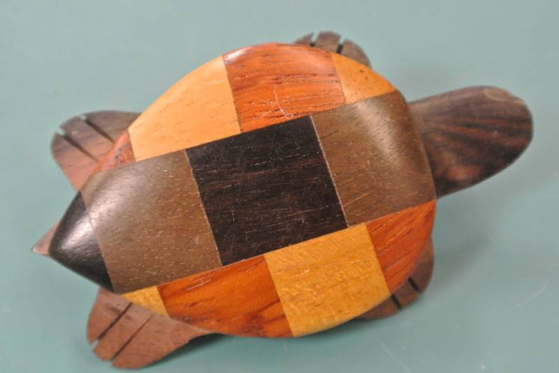 Vintage 1970S Handgefertigte Holz Schildkröte Brosche - Philippinen von NORDICARTVINTAGE