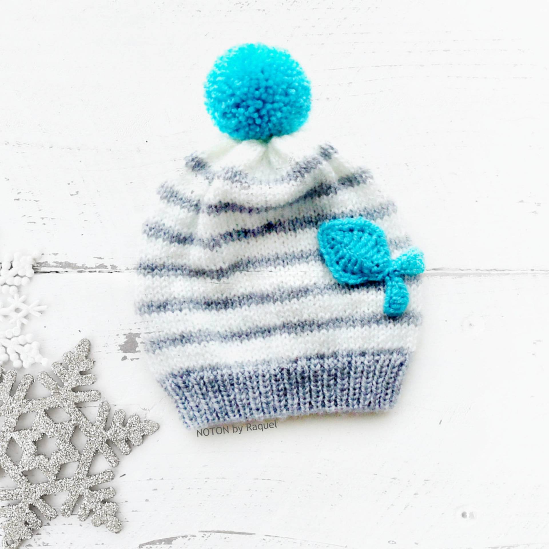 Weiß Und Grau Gestrickte Beanie Blauer Fisch | 12-24 Monate Noton Von Raquel Für Kids von NOTONbyRaquelKIDS
