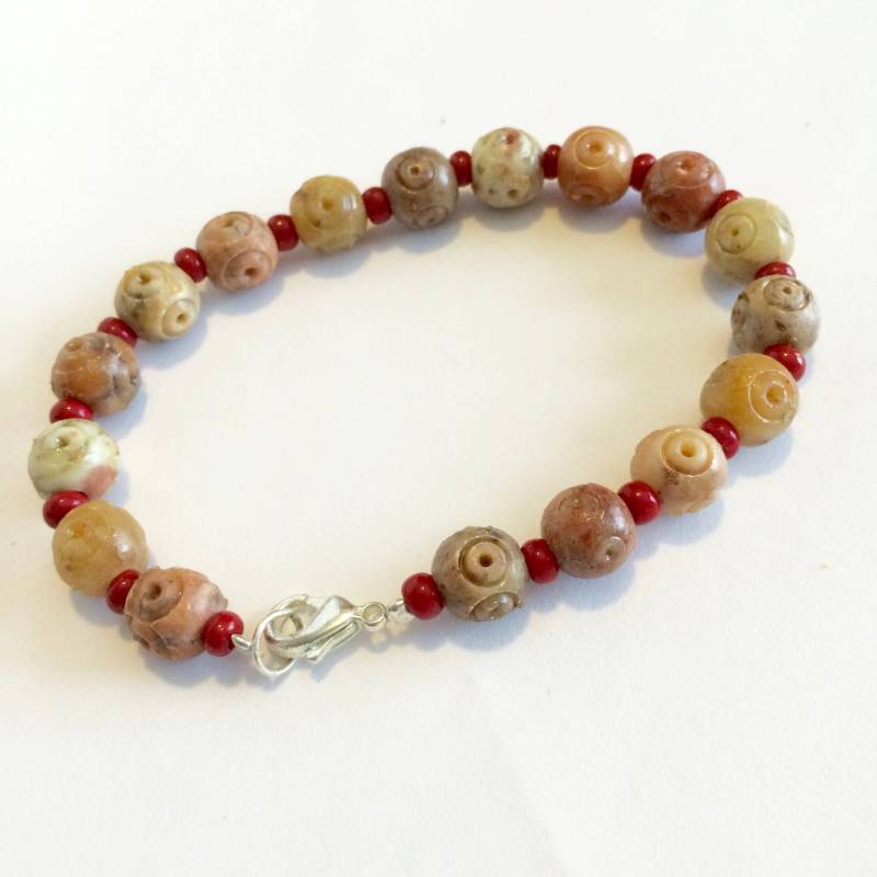 Geätzte Stein Perlen Armband Geätzte Stein Perlen Armband von NPoeticus