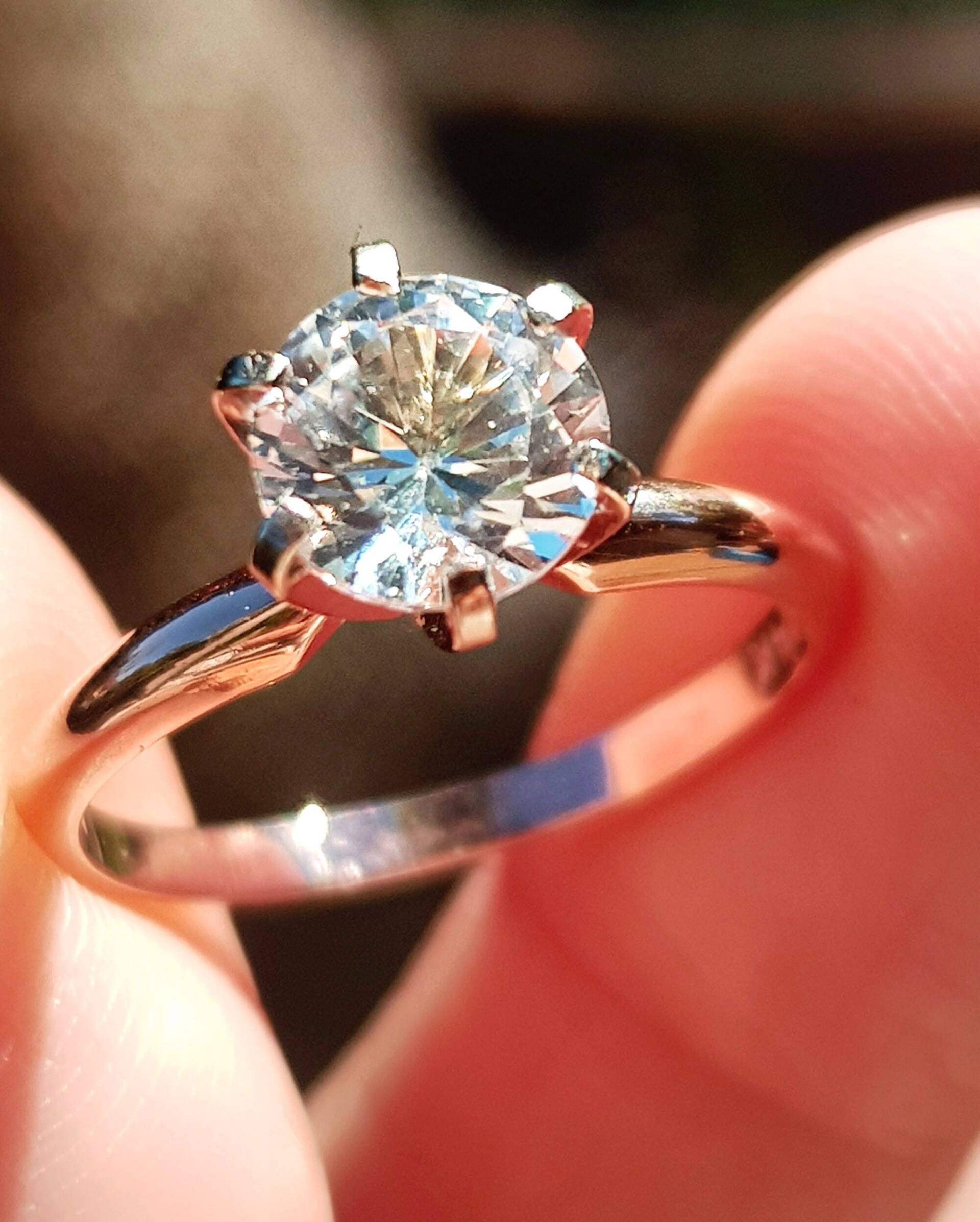 Echter Natürlicher Farbloser Weißer Saphir Vs Solitär Verlobungsring Massiv 14K Roségold. Diamant Alternative. Schmuck von NRSDiamonds