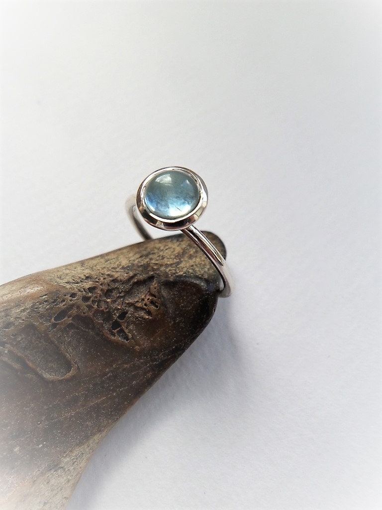 Silber Ring, Blauer Quarz Ring, Zarter Ring. Edelstein Blauer Stein. Traumblau Gr.18, 2 von NRSeelenhoelzer