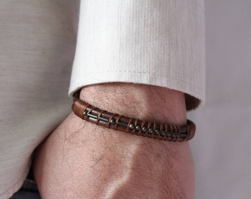 Morse-Code Armband Männer Jahrestag Geschenke Für Freund Personalisierte Lederarmband Gedenkgeschenk Verlust Des Vaters Mutter Ehemann Sohn von NRinfinity