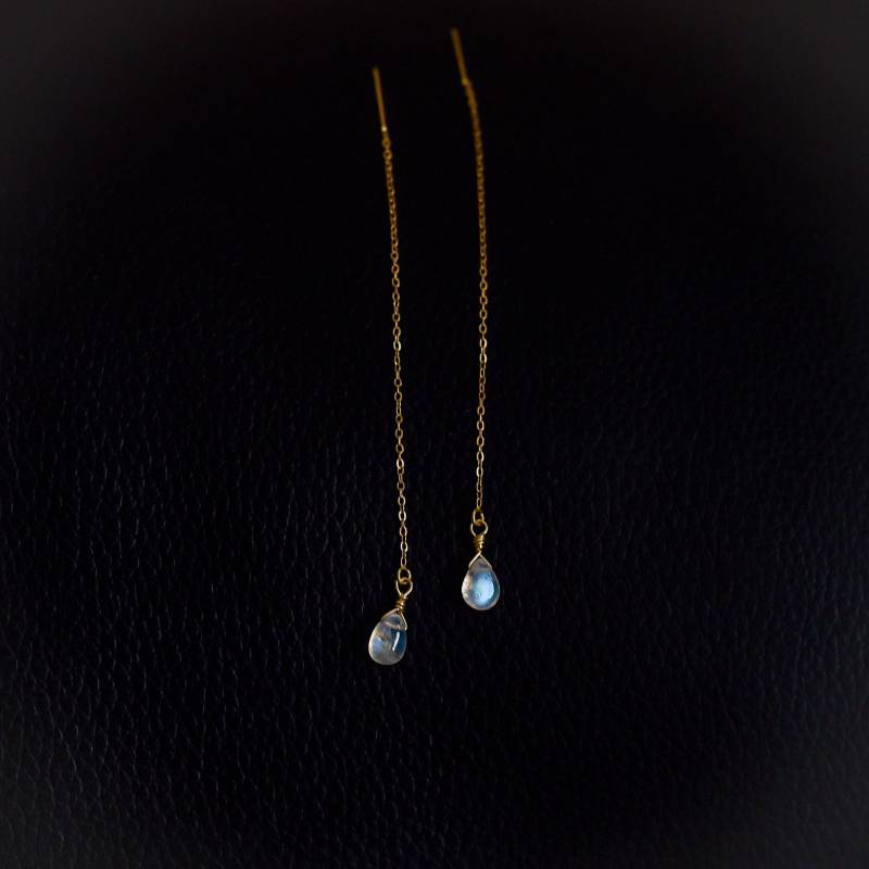 Regenbogen Mondstein Threader Ohrringe 14K Gold-Gefüllter Teardrop Tropfende von NUDEstone