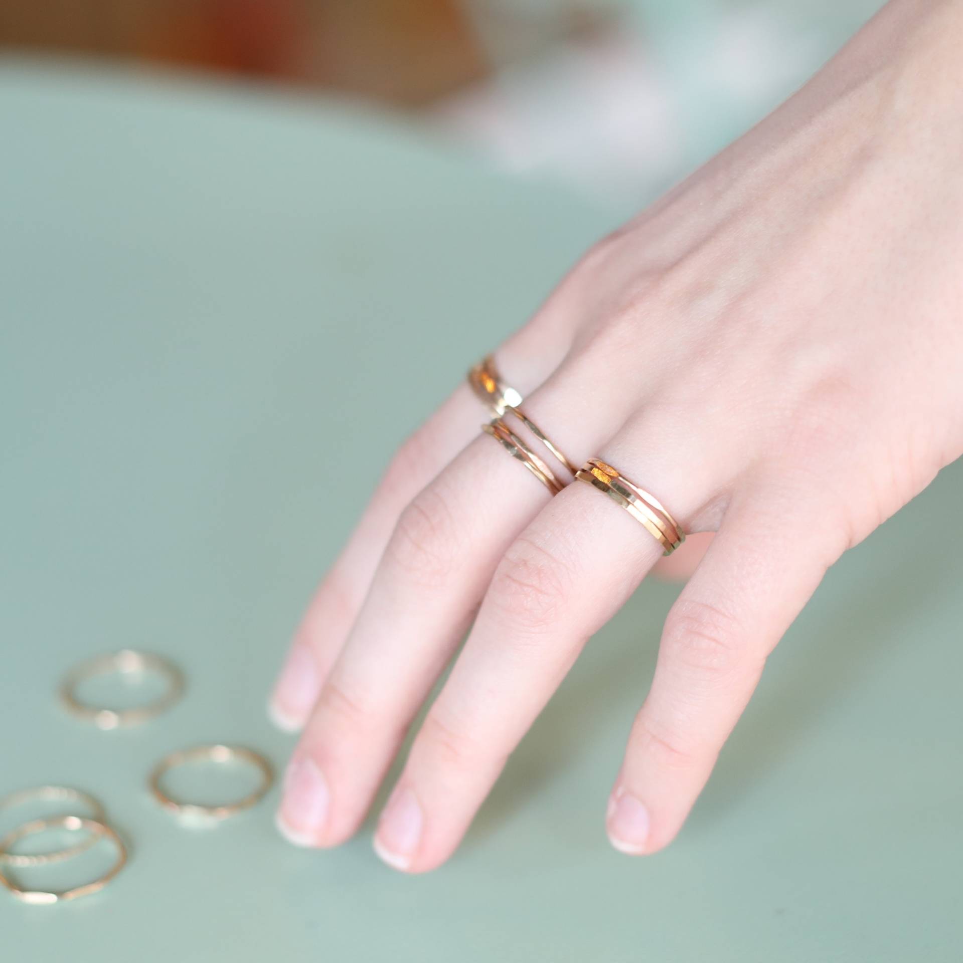 3Er Set Gehämmerte Stapelringe - 14K Gold Filled Stapelring Oder Midi Ring 3Er Set Gehämmerte Stapelringe - 14K Gold Filled Stapelring Oder Midi Ring von NVMBRDCMBR