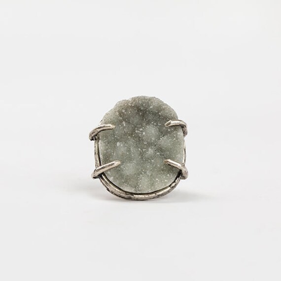 Leichte Amethyst Druzy Power Piece Ring Leichte Amethyst Druzy Power Piece Ring von NVisionbyNicoleFoos