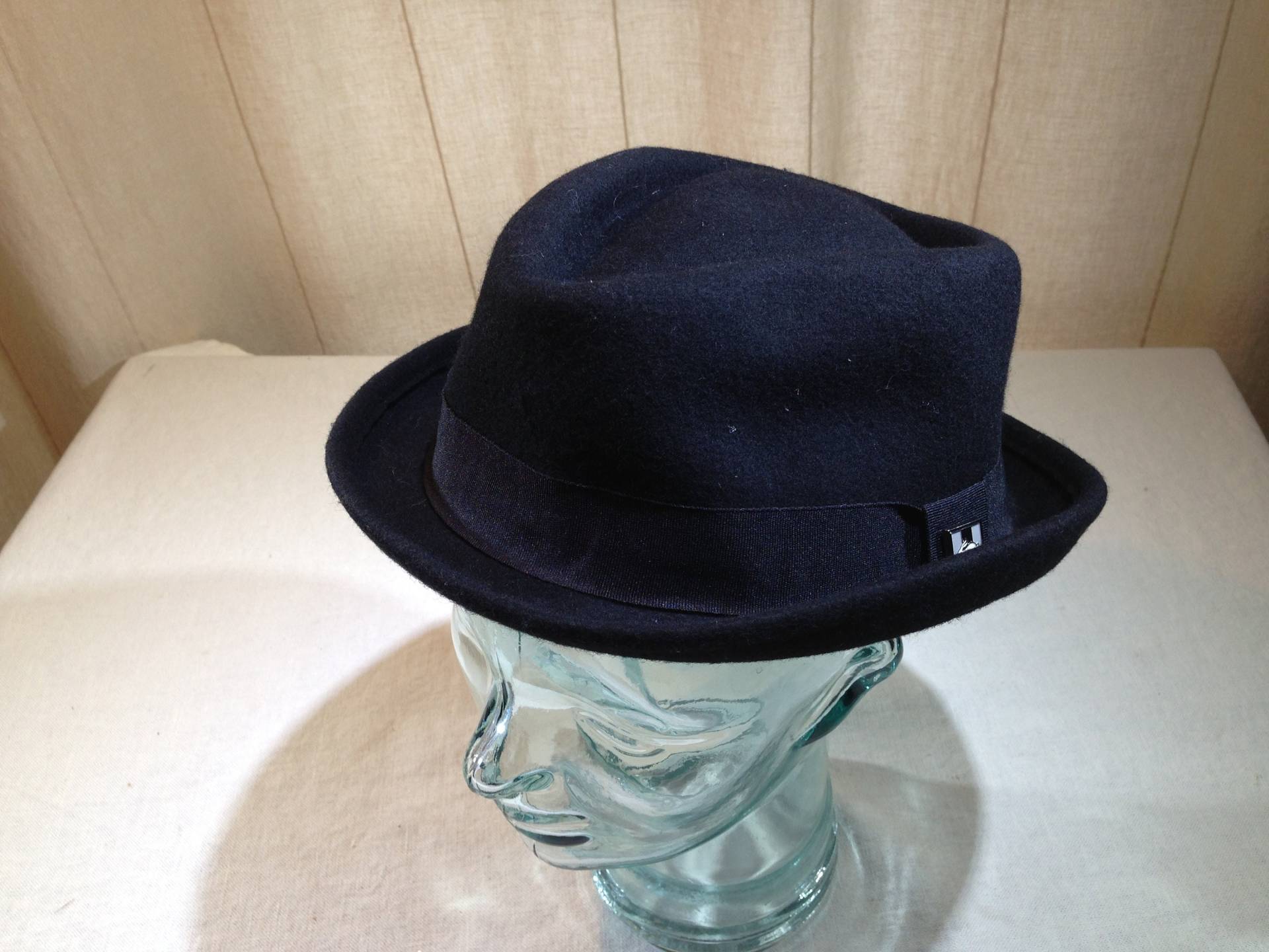 Vintage Schwarzer Pork Pie Hut Von Peter Grimm Co. True Character Größe S 04408 von NWAttic