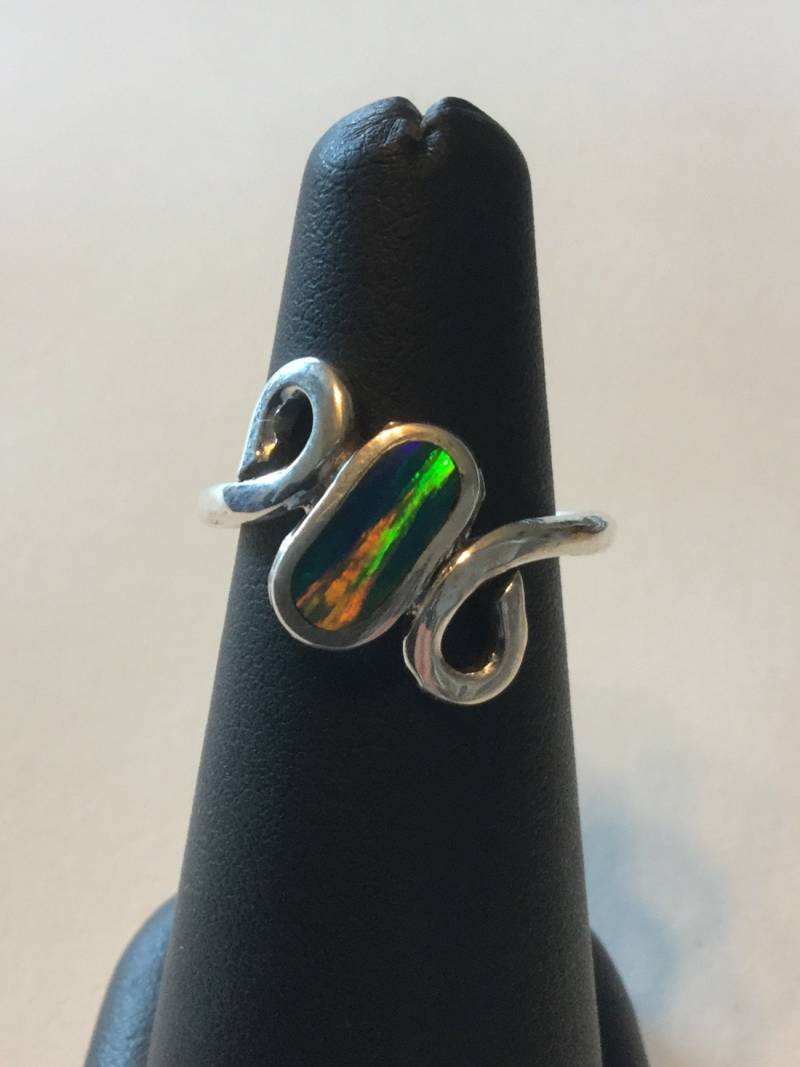 sterling Silber Ring Mit Lab Grown Opal sterling Silber Ring Mit Lab Grown Opal von NWCustomJewelry