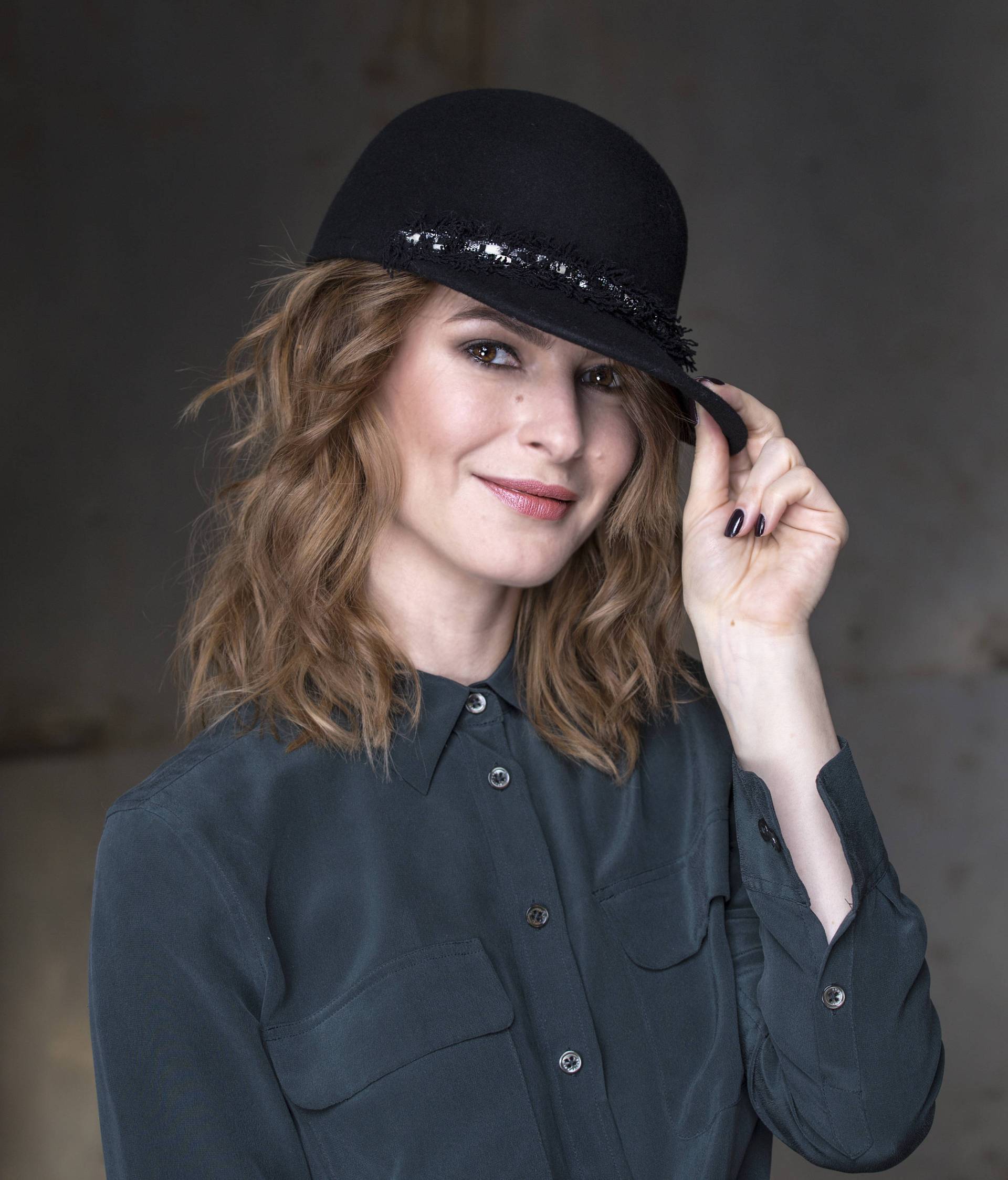 Reine Wolle Mütze. 100 % Wollfilz Pferd-Fahrt-Mütze. Damen Wollmütze. Wolle-Mütze-Frauen. Gefilzte Mütze Frauen. Schwarze Kappe Frau von NYCKnit