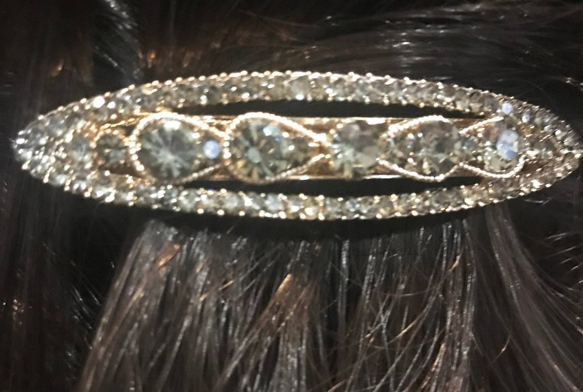 Neu Oval Gold Mit Rauch Grau Kristall 2 1/2 "' Haarspange - Hebel Back von NYFashionAccessories