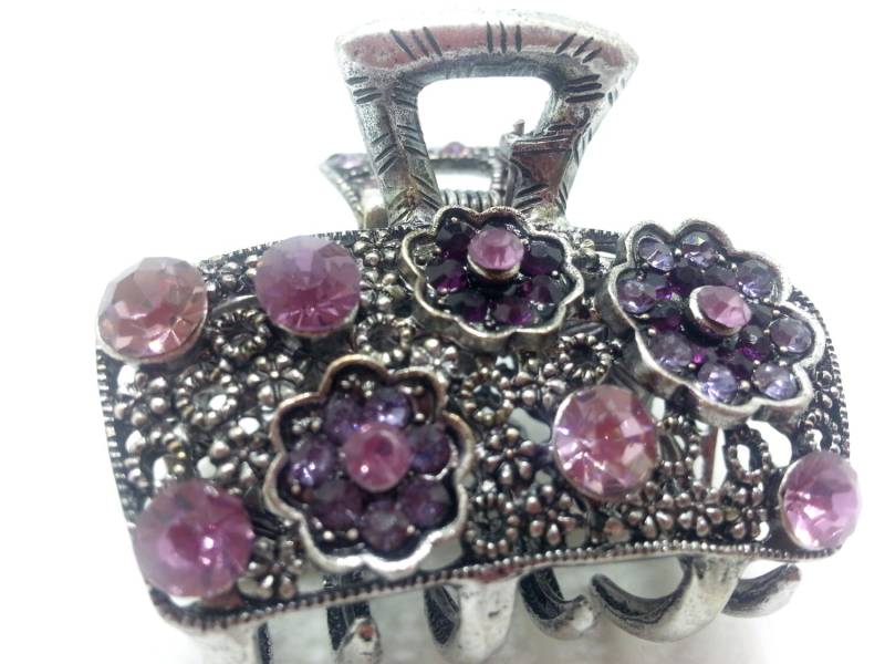 Neu Silber Amethyst Cz Strass Floral 1 1/2'' Haarspange Krallenclip Neu Silber Amethyst Cz Strass Floral 1 1/2'' Haarspange Krallenclip von NYFashionAccessories