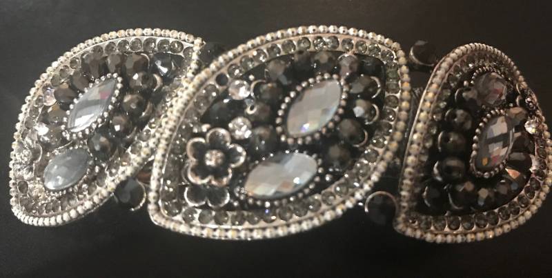 Neue Antik Silber Mit Rauchgrauen Und Schwarzen Kristall 3 1/2 "' Haarkralle von NYFashionAccessories