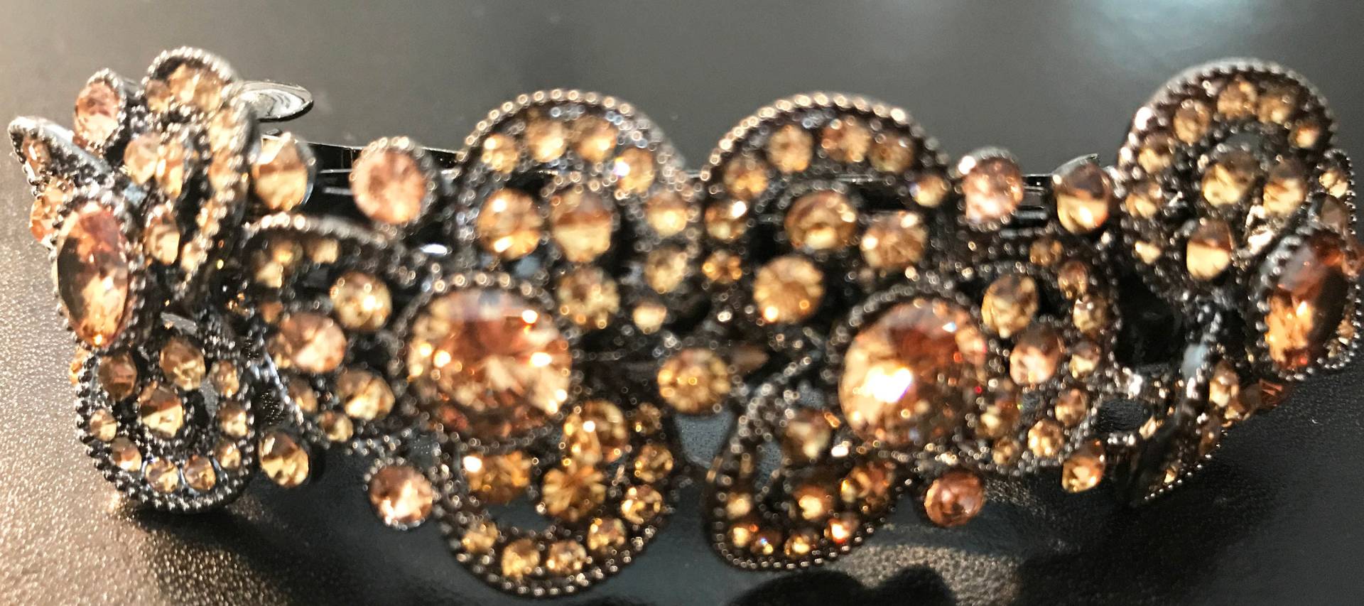 Neue Atemberaubende Gunmetal Mit Amber Swirl Crystal 4 "' Haarspange - Lever Back von NYFashionAccessories