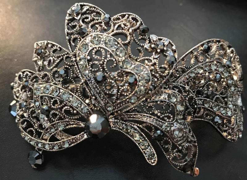 Neue Black Crystal Antique Silver 4 1/2 "' Haarspange Lever Back Neue Black Crystal Antique Silver 4 1/2 "' Haarspange Lever Back von NYFashionAccessories