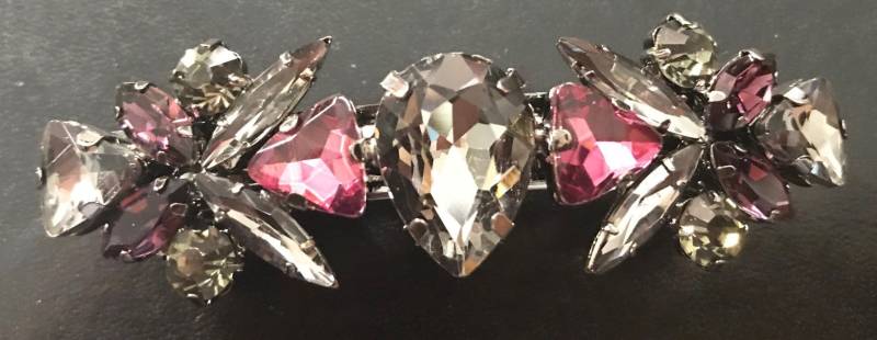 Neue Gunmetal Silber Mit Rauchgrau & Rose Cluster Kristall Haarspange 2 3/4 "' - Leverback Neue Gunmetal Silber Mit Rauchgrau & Rose Cluster Kristall Haarspange 2 3/4 "' - Leverback von NYFashionAccessories