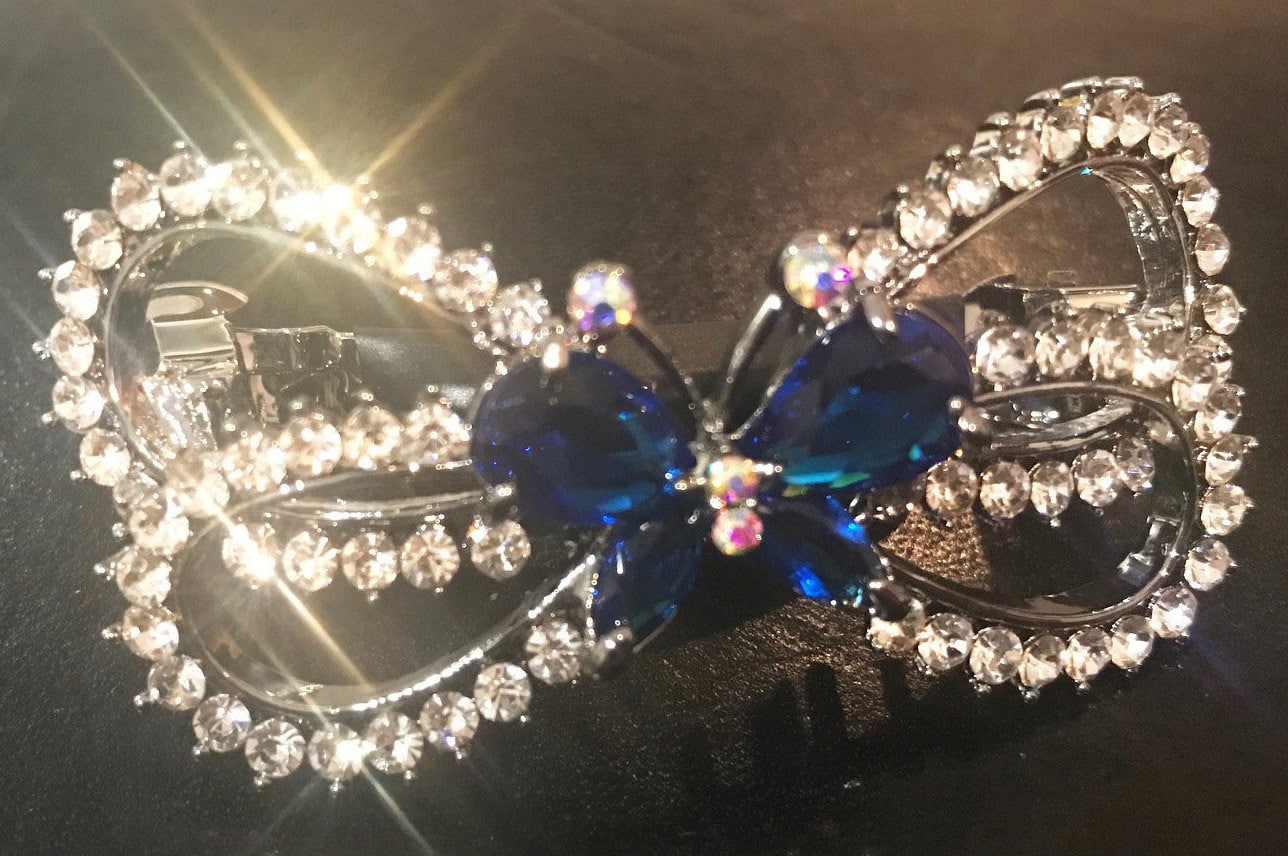 Neue Silber Klare Kristall Mit Saphir Schmetterling 2 3/4'' Haarspange von NYFashionAccessories