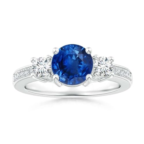 Runder Blauer Saphir Ring 6,00mm mit drei Steinen und natürlichen Akzenten | Sterling Silber 925 mit Rhodinierung | Hochzeits, Jubiläums Und Verlobungsring (67 (21.3)) von NYZA JEWELS