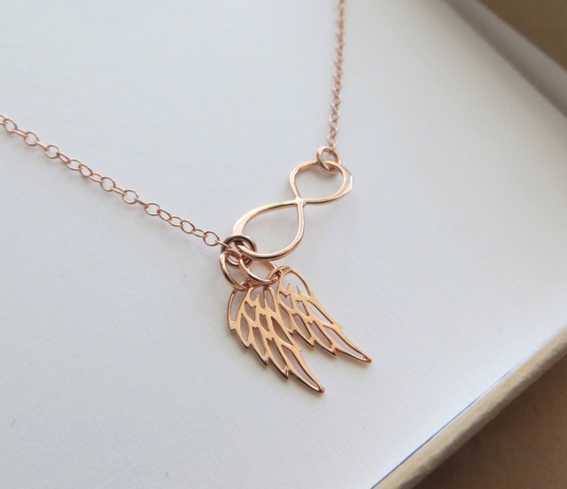 Beileid Geschenk, Verlust Von Geliebten Menschen, Rose Gold Infinity Zwei Engel Flügel Halskette, Gedenkstätte, Denken An Sie Trauer, Eltern, Babys von NYmetals