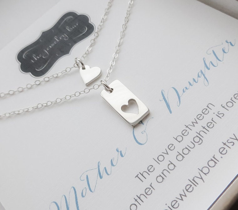Mutter Tochter Halskette, Zwei Silberne Herzen Schmuck, Valentinstag Geschenk Für Frauen, Rechteck Bar Halskette von NYmetals