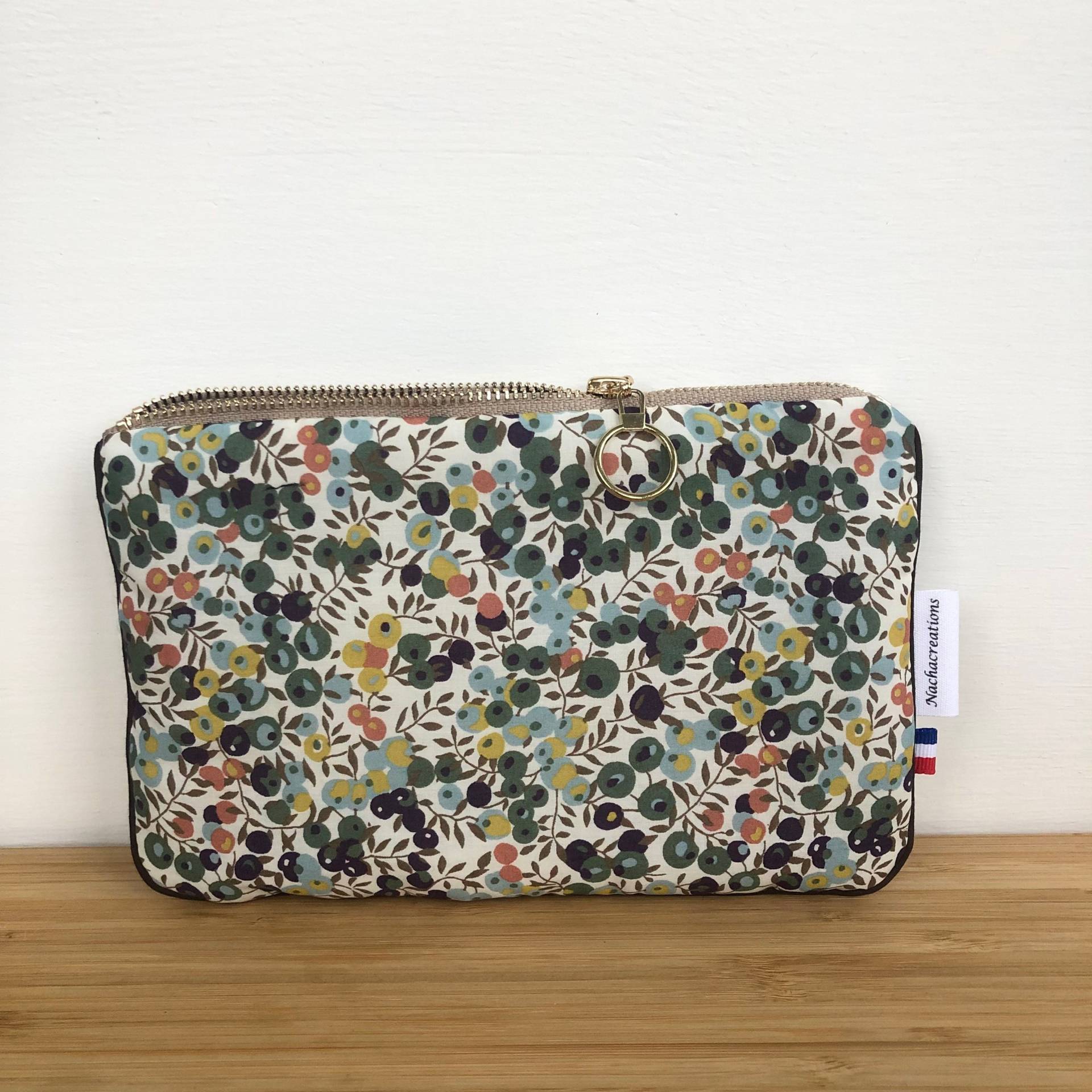 Gesteppte Tasche in Liberty Wiltshire Flechte. Handytasche Gesteppte Tasche in Liberty Wiltshire Flechte. Handytasche von Nachacreations