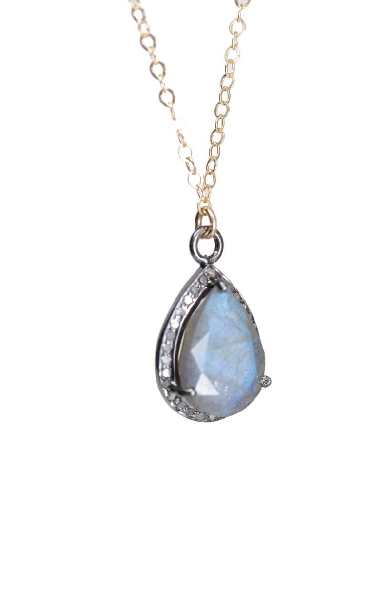 Labradorit Edelstein Tropfen Pave Diamant Halo Anhänger Halskettesterling Silbermixed Metalgeschenkideejahrestagweihnachtendate von NadeanDesigns