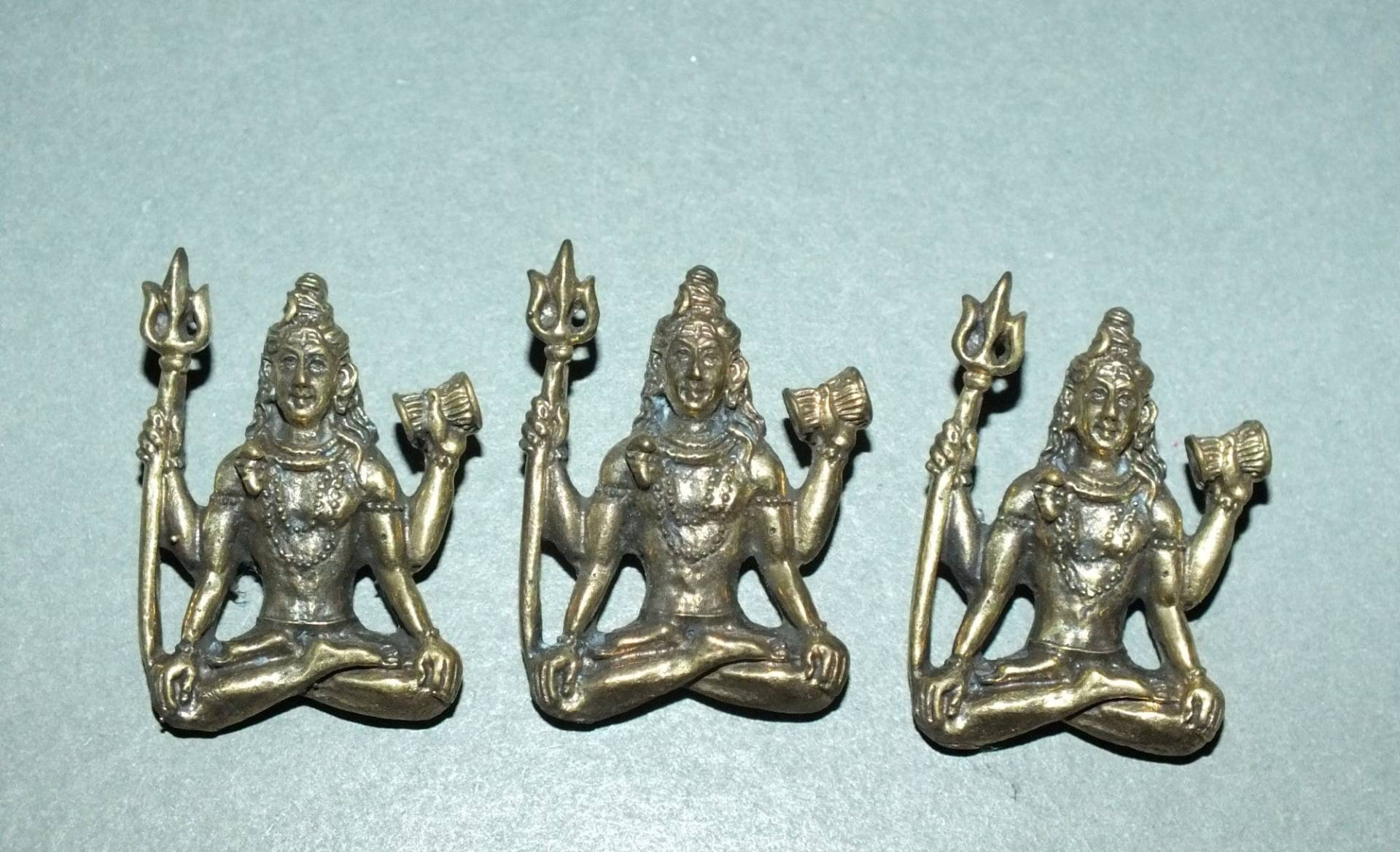 Drei Messing Shiva Anhänger Amulette Thailand Versandkostenfrei von NadearsTreasures