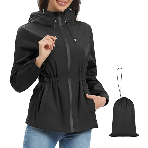 Nadeer Regenjacke Damen Wasserdicht Regenmantel mit Kapuze Dünn Leicht Atmungsaktiv Outdoorjacke Windbreaker Packbar Übergangsjacke mit Aufbewahrungstasche(Schwarz,L) von Nadeer