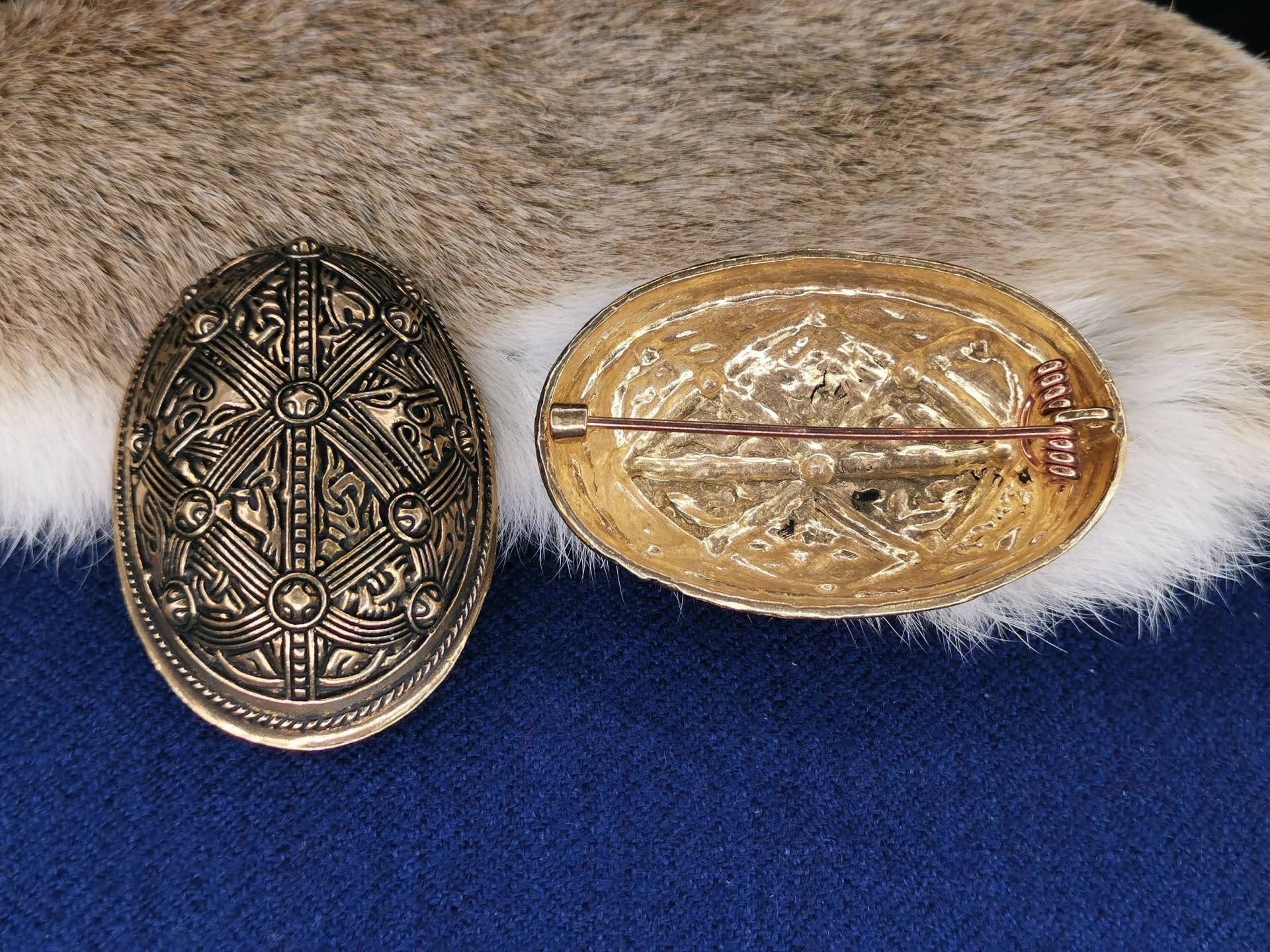 Schalenfibel/Ovalfibel Nach Fundlage Im Osebergstil von NadelArtbyKatrin