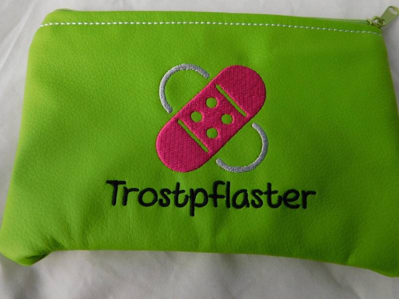 Bestickte Tasche Trostpflaster13x18cm T-027 von Nadelklapperei