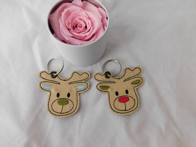 Bestickter Schlüsselanhänger Elch Aus Wildlederimitat Verschiedene Motive - A-228-A-229 von Nadelklapperei