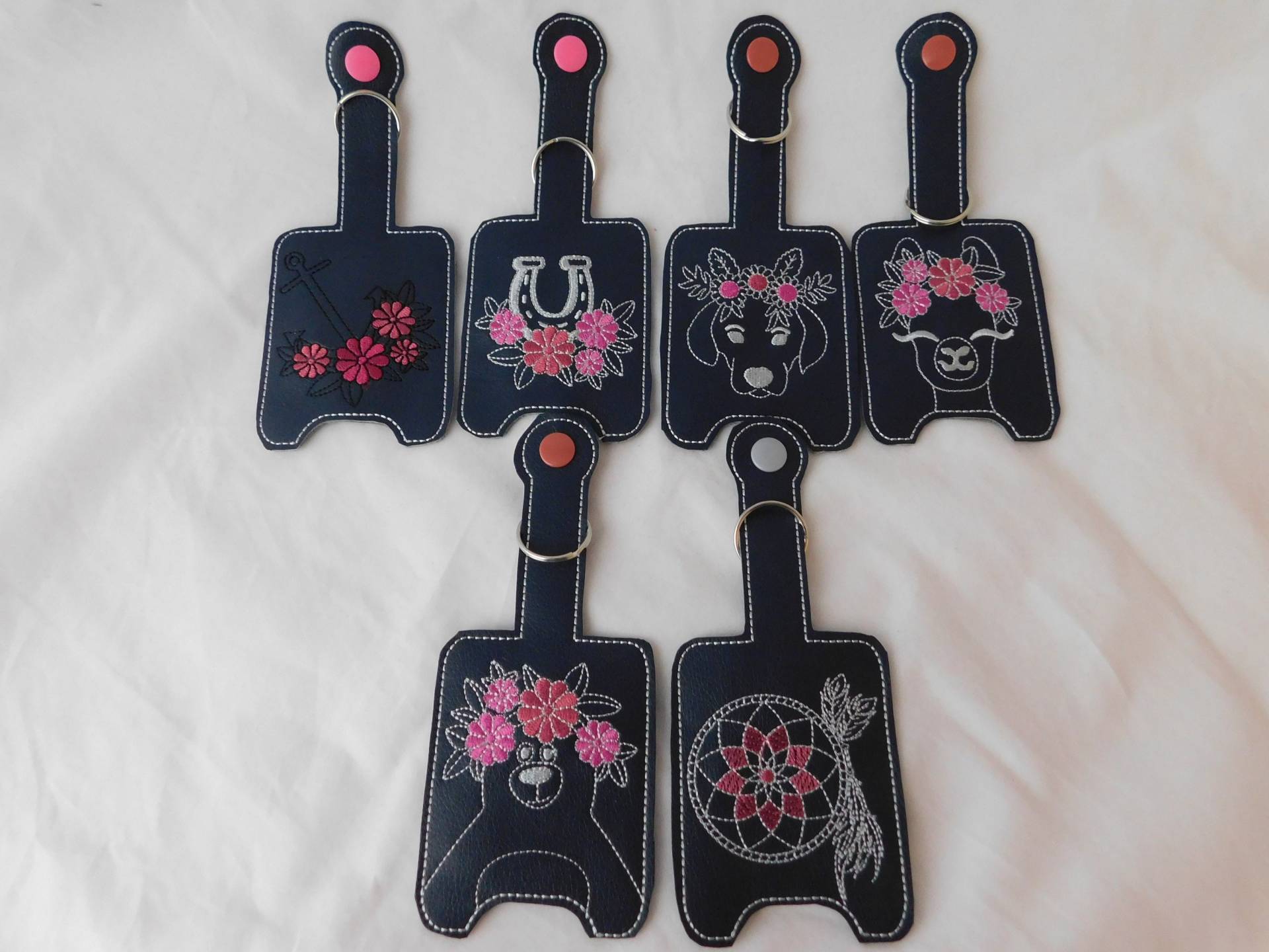 Desinfektionsmitteltäschchen Als Anhänger Für 50 Ml Fläschchen - Versandkostenfrei von Nadelklapperei