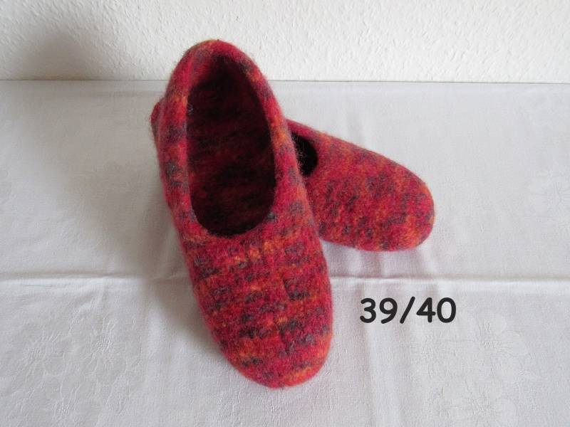 Filzpuschen Gr. 39/40, Filzschuhe, Hüttenschuhe, Schuhe Gefilzt Filzpuschen Gr. 39/40, Filzschuhe, Hüttenschuhe, Schuhe Gefilzt von Nadelspielereien