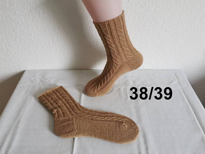 Handgestrickte Socken Gr. 38/39, Gestrickt von Nadelspielereien