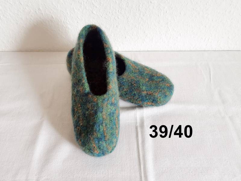 Warme Filzpuschen Mit Latexsohle, Gr. 39/40 Warme Filzpuschen Mit Latexsohle, Gr. 39/40 von Nadelspielereien