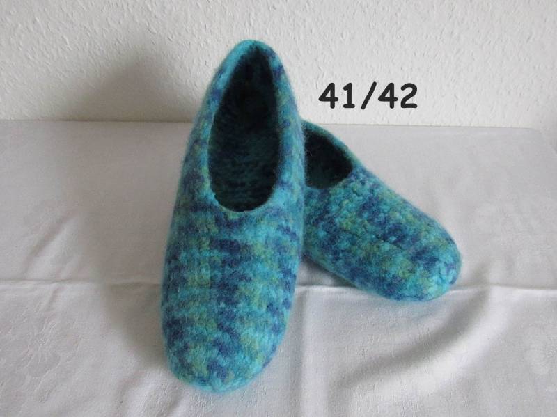 Warme Filzpuschen Mit Latexsohle, Gr. 41/42 Warme Filzpuschen Mit Latexsohle, Gr. 41/42 von Nadelspielereien