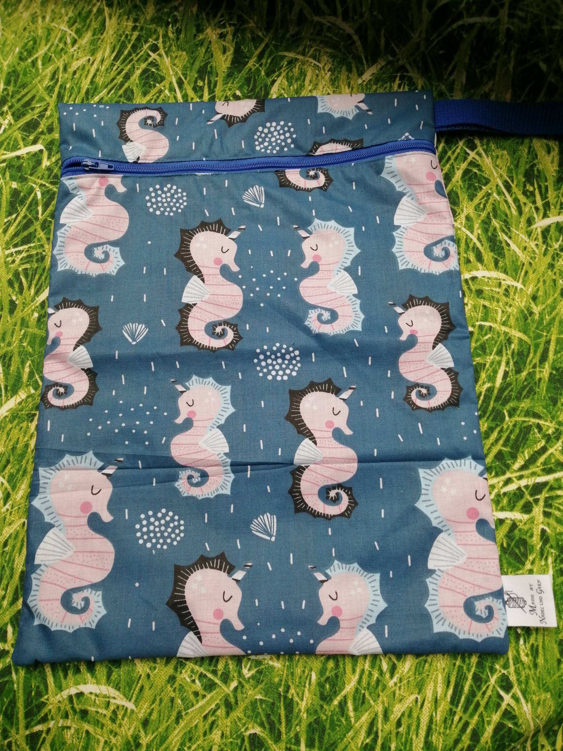 Wetbag/Nasstasche " Seepferdchen Wetbag/Nasstasche " Seepferdchen von NadelundGarnVonPeggy