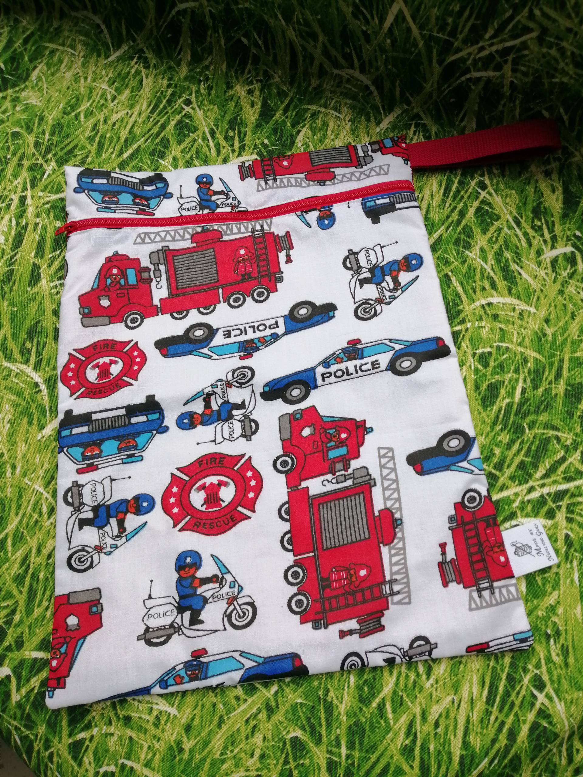 Wetbag/Nasstasche " Tatütata Wetbag/Nasstasche " Tatütata von NadelundGarnVonPeggy