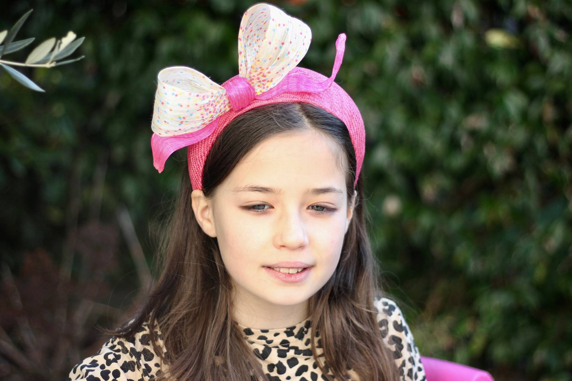 Rosa Mädchen-Kopfschmuck Mit Großer Schleife, Hasenohren-Stirnband, Östliches Stirnband, Kleinkind-Hut Für Besondere Anlässe, Kleine von NadineMillineryKids