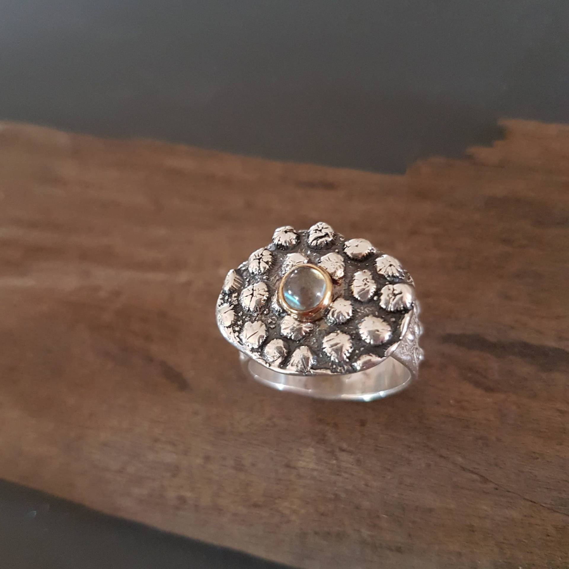 Little Rock Pool. Ring. Handgefertigt Little Rock Pool. Ring. Handgefertigt von NadineTriggJewellery