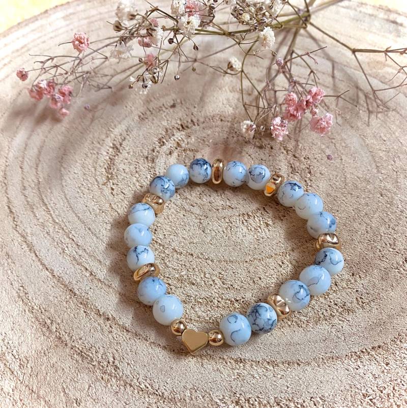 Handmade Perlenarmband Marmor Gold Glasperlen in Marmoroptik Mit Goldenem Herz von NadinesRegenbogen