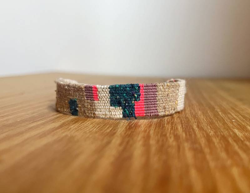 Individuell Handgewebte Armbänder | Textilarmband Unikate Nachhaltiger Schmuck Kunstvolle von NadjaBarth