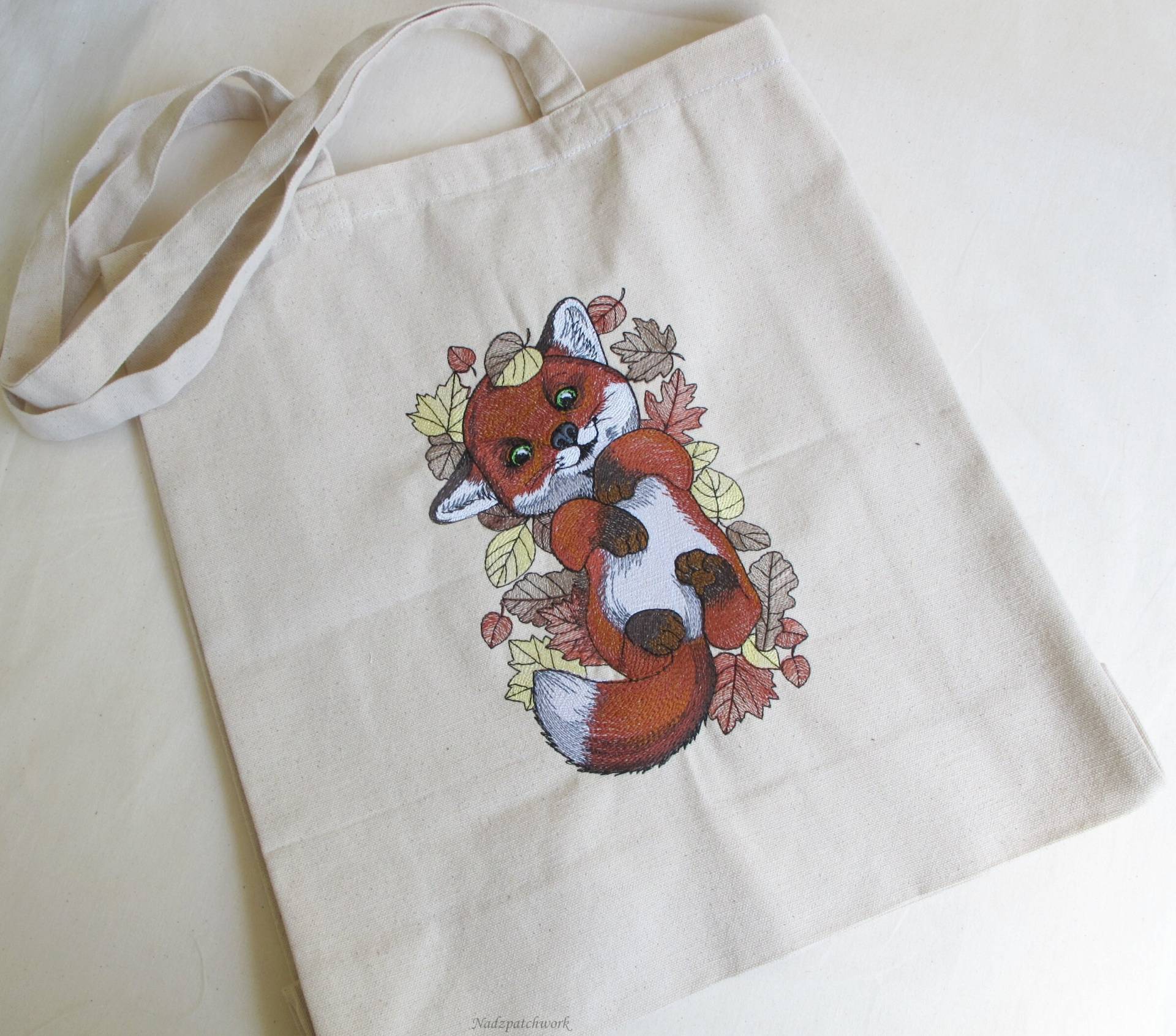 Gestickte Baumwolltasche, Jutebeutel, Baumwolltasche, Einkaufstaschen, Stofftaschen, Welpe, Baby Fuchs Gestickte Baumwolltasche, Jutebeutel, Baumwolltasche, Einkaufstaschen, Stofftaschen, Welpe, Baby Fuchs von Nadzpatchwork