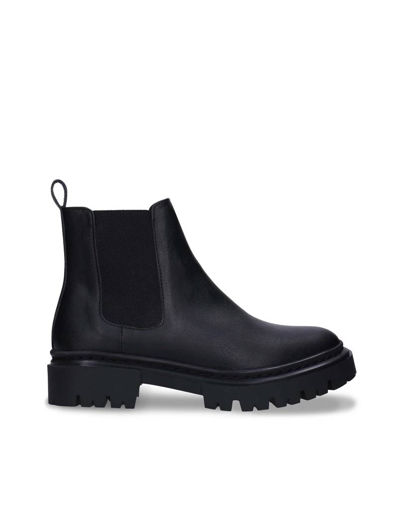 Chelsea-Boot Modell: Molly von Nae