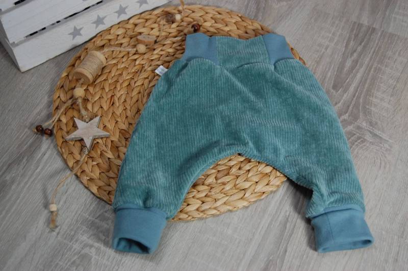 Cordhose Aus Stretchcord Dusty Green von NaeffisShop