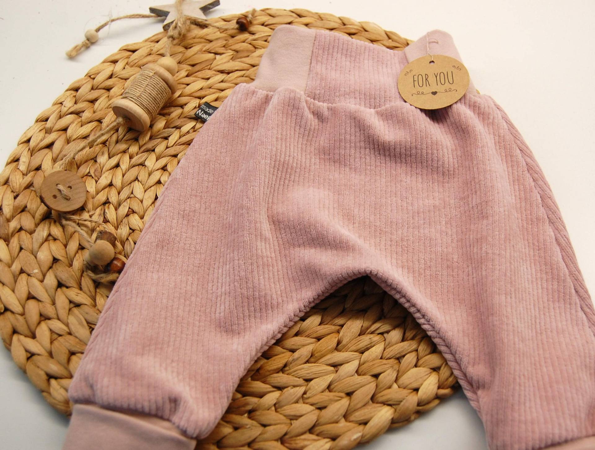 Cordhose Aus Stretchcord Rosa von NaeffisShop