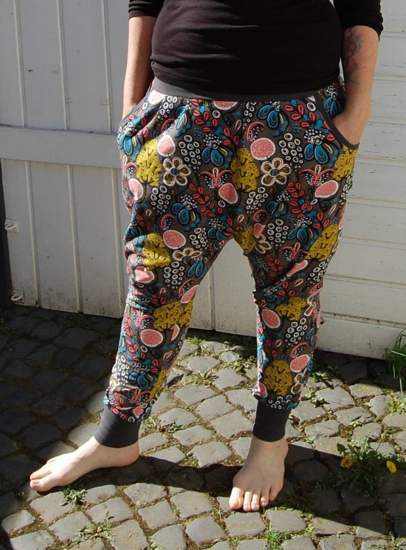 Pumphose Damen 36 - 42 von NaeffisShop