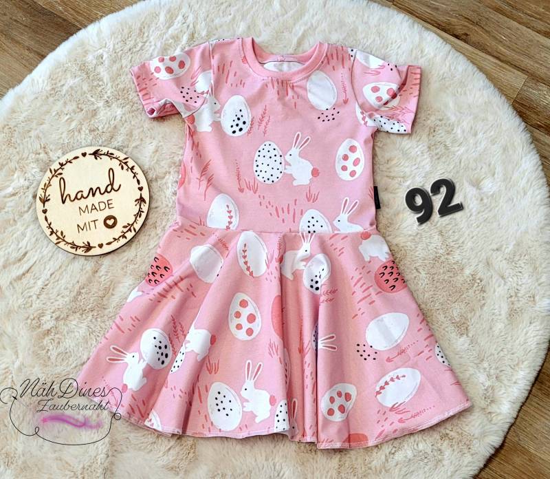Drehkleid Für Ostern Größe 92 von NaehDinesZaubernaht