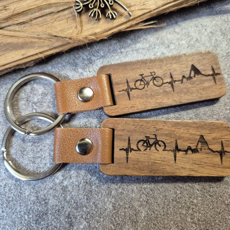Schlüsselanhänger Aus Holz Mit Gravur - Wählbare Motive | Fahrrad , Rennrad, Motorräder Geschenkidee Handgemacht Natur Individuell Schlüsselanhänger Aus Holz Mit Gravur - Wählbare Motive | Fahrrad , Rennrad, Motorräder Geschenkidee Handgemacht Natur Individuell von NaehVision